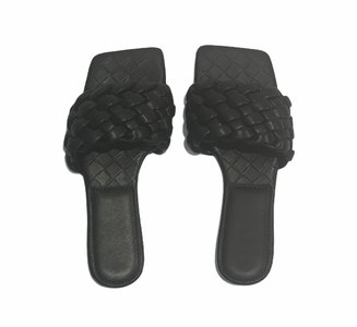 Zwarte slippers met gevlochten detail - Dames | MANFIELD